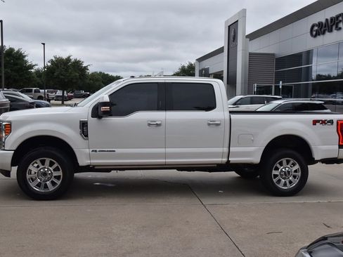 Used 2018 Ford F250 Limited w/ FX4 Off-Road Package AWD/4WD image 12