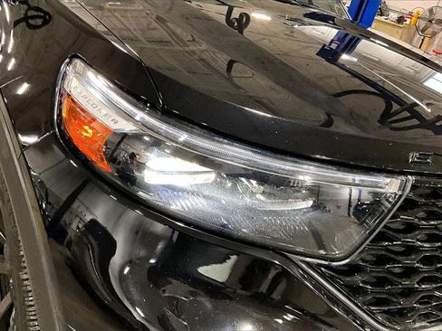 Certified 2022 Ford Explorer ST w/ Equipment Group 401A image 29