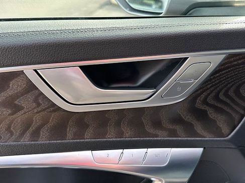 Used 2020 Audi A6 3.0T allroad Premium Plus w/ Audi Side Assist Package image 19