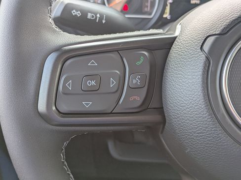 New 2026 Jeep Wrangler Unlimited Rubicon AWD/4WD image 19
