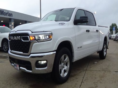 Certified 2025 RAM 1500 Big Horn AWD/4WD image 2