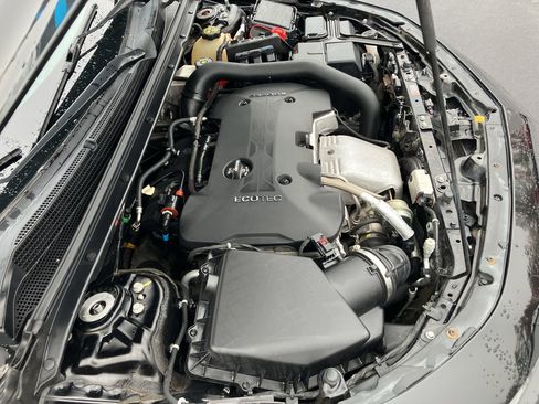 Used 2017 Chevrolet Malibu Premier w/ Driver Confidence Package image 38