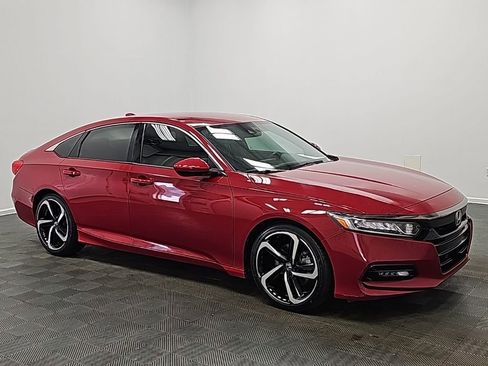 Used 2019 Honda Accord Sport image 1