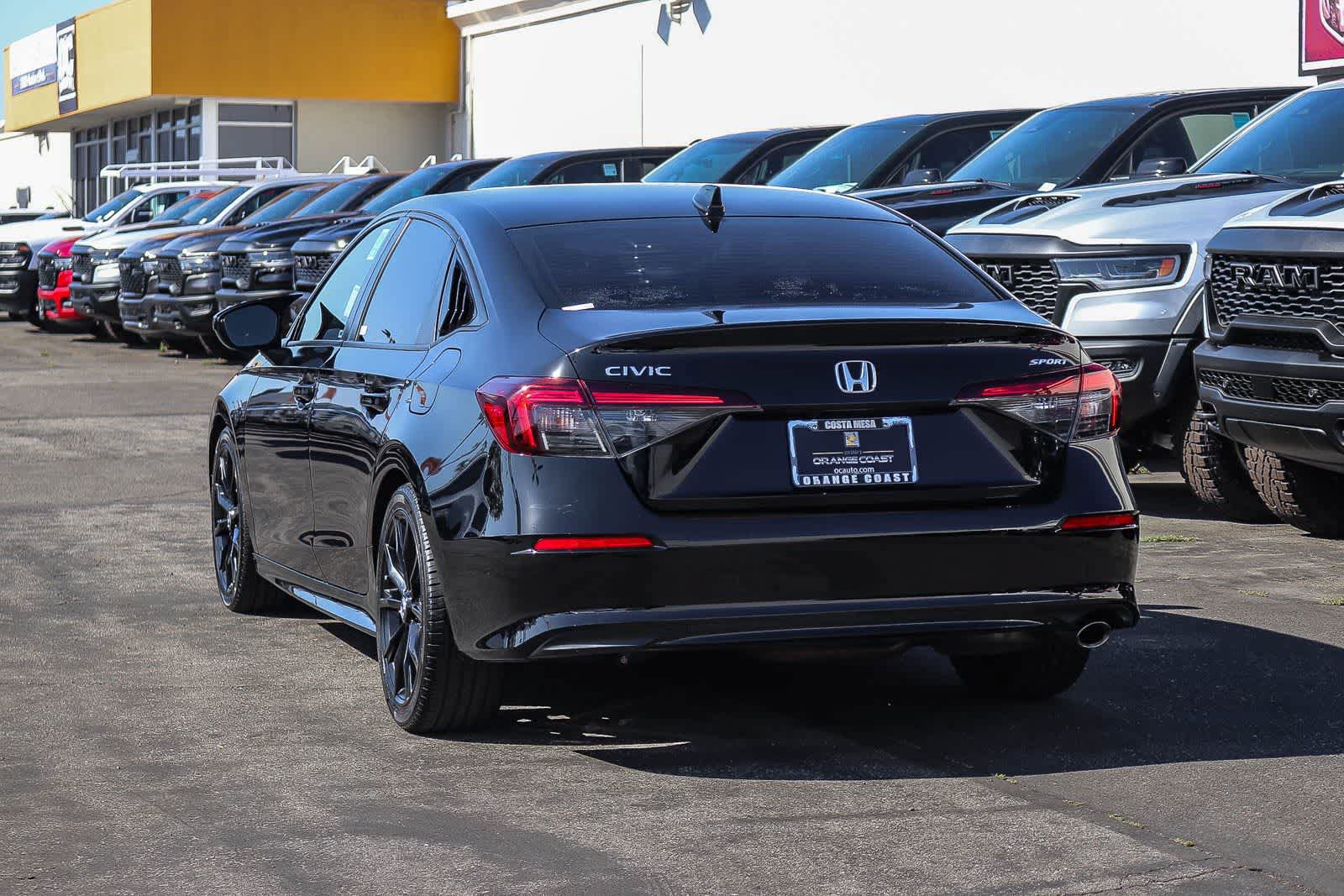 Used 2025 Honda Civic Sport image 6