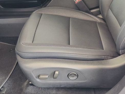 New 2026 Chevrolet Equinox EV LT w/ Convenience Package II FWD image 19