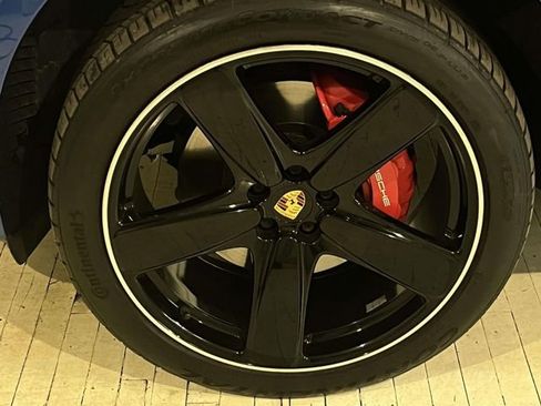 Certified 2021 Porsche Macan GTS AWD/4WD image 11