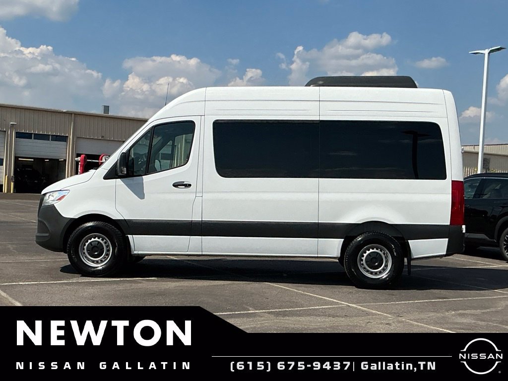 Used 2024 Mercedes-Benz Sprinter 2500 image 3