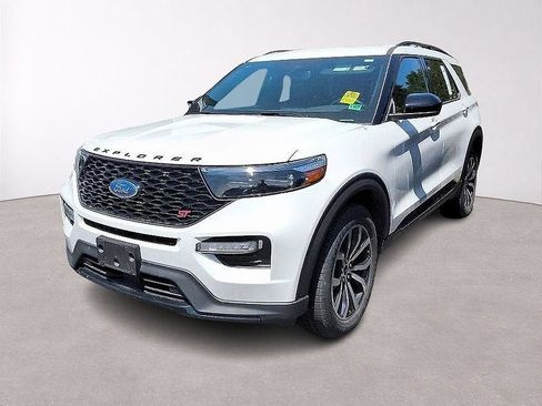 Used 2023 Ford Explorer ST AWD/4WD image 10