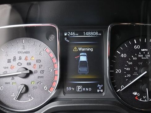 Used 2016 Nissan Titan XD AWD/4WD image 33