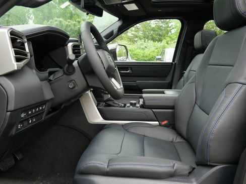 New 2026 Toyota Tundra Platinum AWD/4WD image 5
