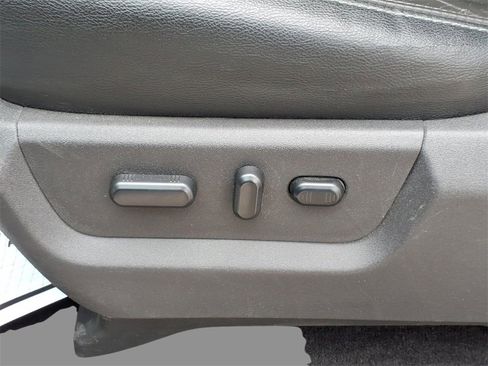 Used 2016 Ford F350 Lariat w/ Lariat Ultimate Package image 18