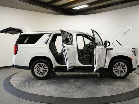 Certified 2024 GMC Yukon SLT AWD/4WD image 11