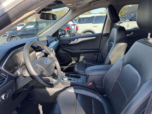 Used 2020 Ford Escape SEL image 13