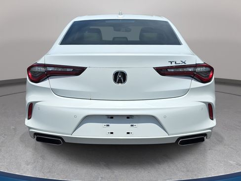 Used 2023 Acura TLX w/ Technology Package FWD image 6