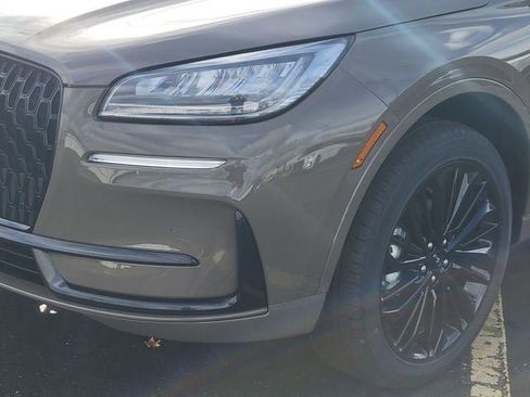 New 2026 Lincoln Corsair Premiere image 13