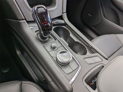 New 2025 Cadillac XT6 Premium Luxury image 18