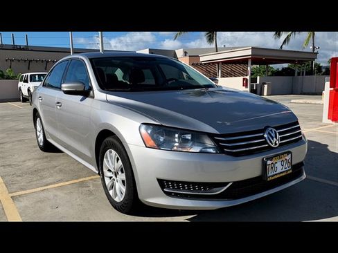 Used 2013 Volkswagen Passat 2.5 S FWD image 3