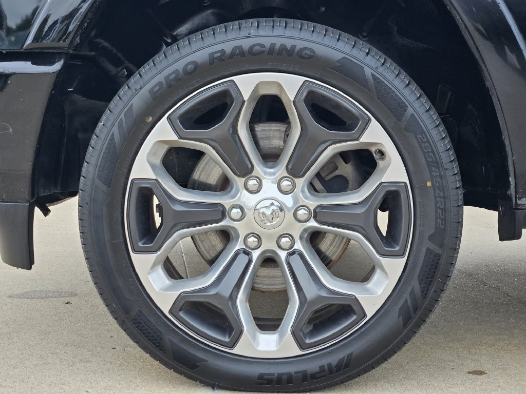 Used 2023 RAM 1500 Limited w/ Body Color Bumper Group AWD/4WD image 12