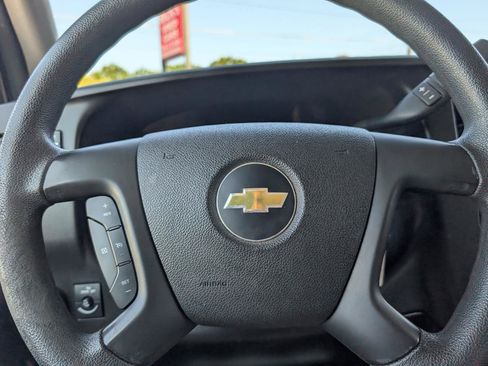 Used 2014 Chevrolet Express 3500 LT w/ LT Preferred Equipment Group RWD image 16