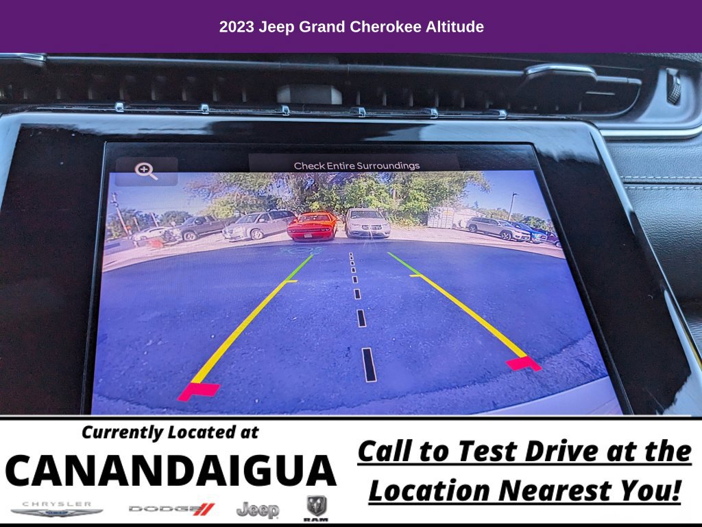 Used 2023 Jeep Grand Cherokee Altitude AWD/4WD image 16