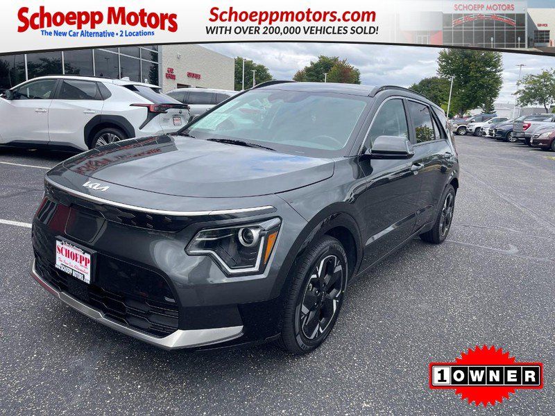 Used 2023 Kia Niro Wind w/ Wind Preserve Package FWD image 1