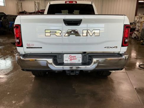 Used 2026 RAM 2500 Big Horn AWD/4WD image 15