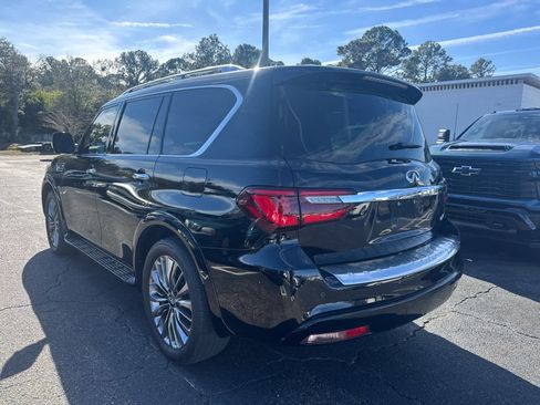 Used 2019 INFINITI QX80 Luxe w/ 22" Wheel Package image 3