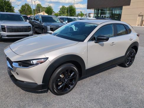 Used 2024 MAZDA CX-30 AWD 2.5 S w/ Select Sport Pkg image 3