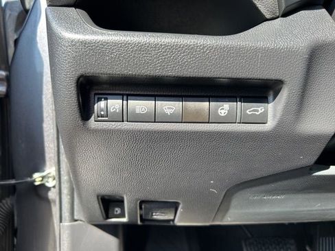 Used 2022 Toyota RAV4 XLE w/ Convenience Package AWD/4WD image 20