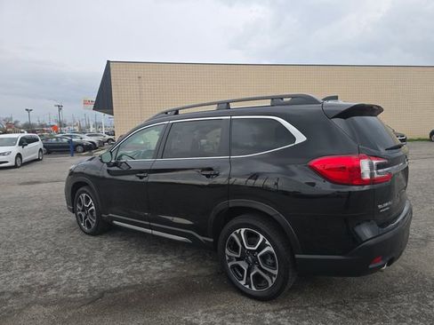 Used 2023 Subaru Ascent Limited image 7