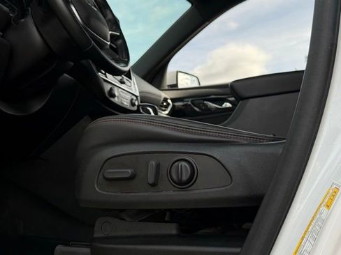 Used 2023 Chevrolet Traverse RS w/ LPO, Floor Liner Package AWD/4WD image 33