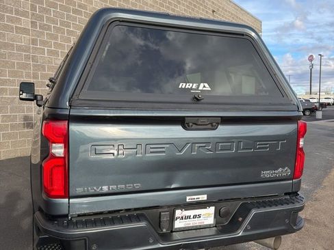 Used 2020 Chevrolet Silverado 3500 High Country image 8