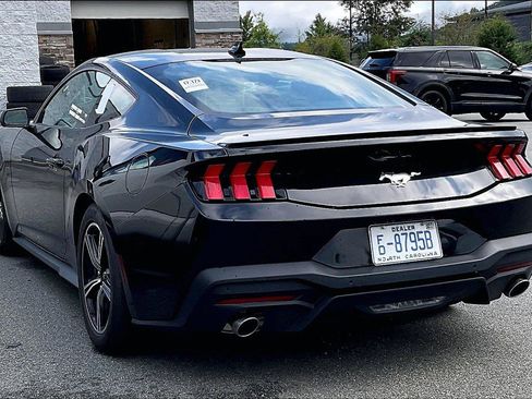 Used 2025 Ford Mustang Premium RWD image 4