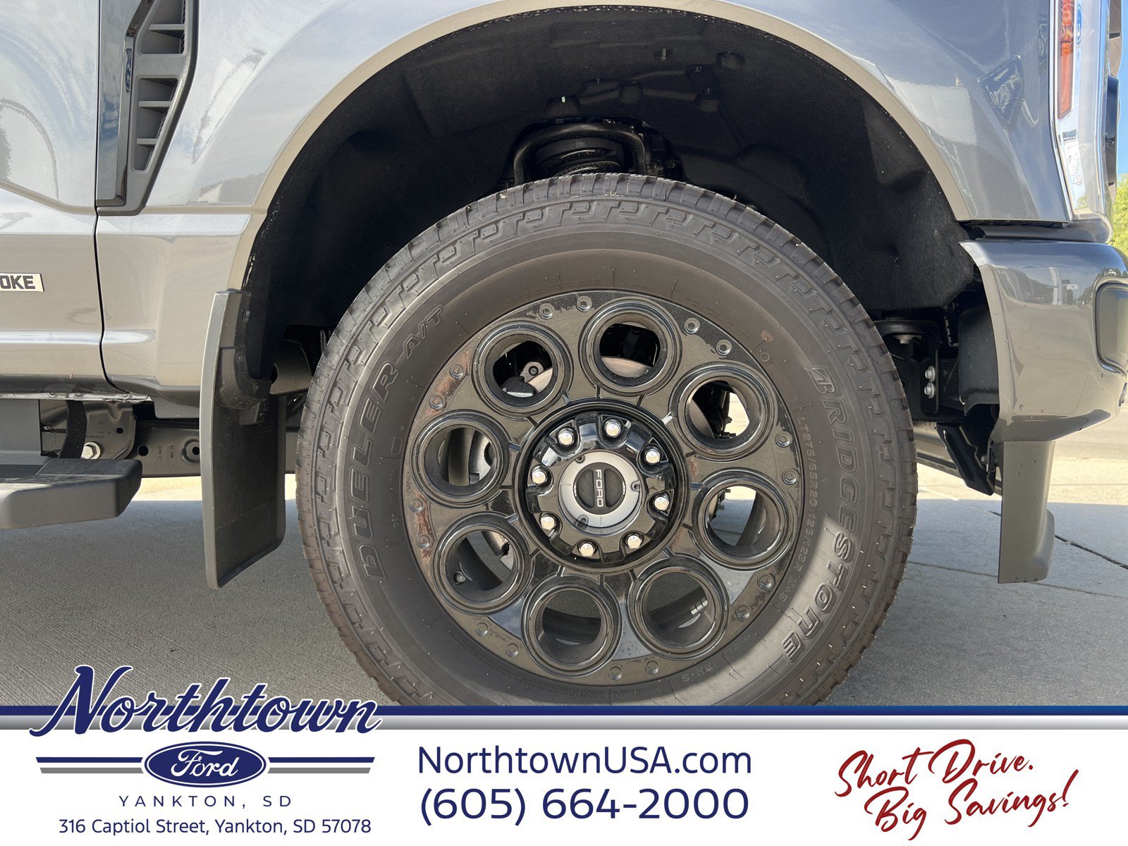New 2026 Ford F250 Lariat w/ Black Appearance Package AWD/4WD image 10