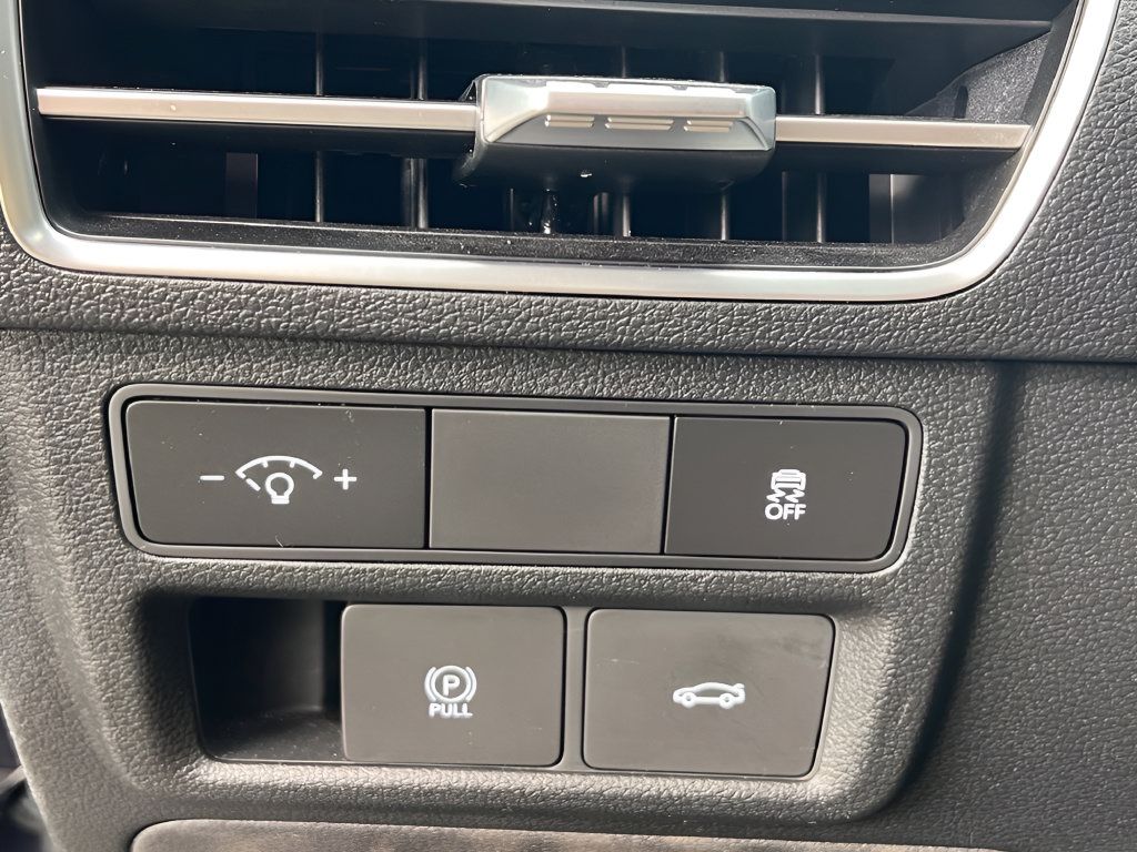 Certified 2026 Hyundai Sonata SEL FWD image 19