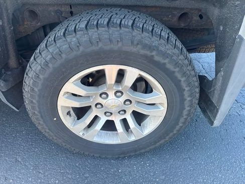 Used 2018 Chevrolet Silverado 1500 LT w/ All Star Edition AWD/4WD image 6