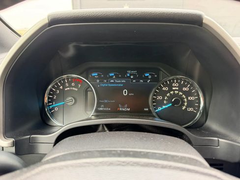 Used 2019 Ford F150 Lariat w/ Equipment Group 502A Luxury AWD/4WD image 10
