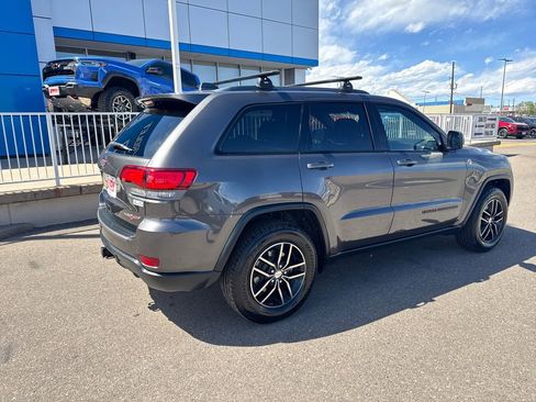Used 2017 Jeep Grand Cherokee Trailhawk image 5