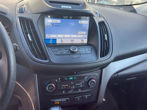 Used 2017 Ford Escape SE w/ Equipment Group 201A image 13