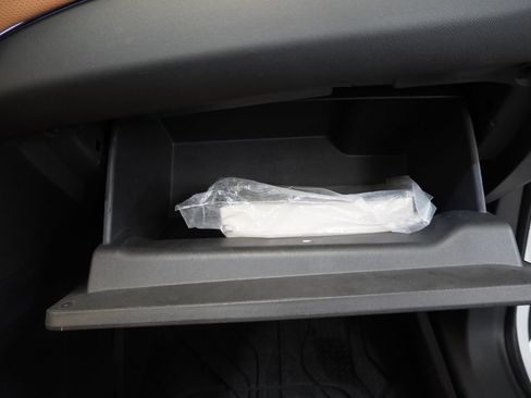 Used 2020 Chevrolet Equinox Premier image 41