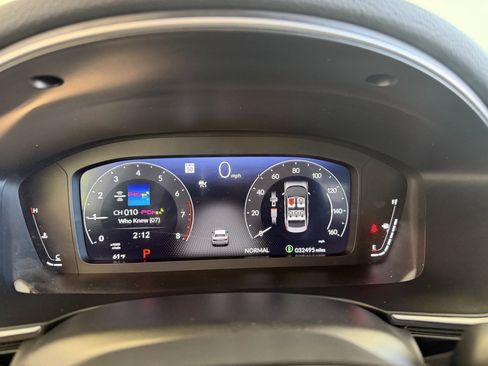 Used 2022 Honda Civic Touring image 12