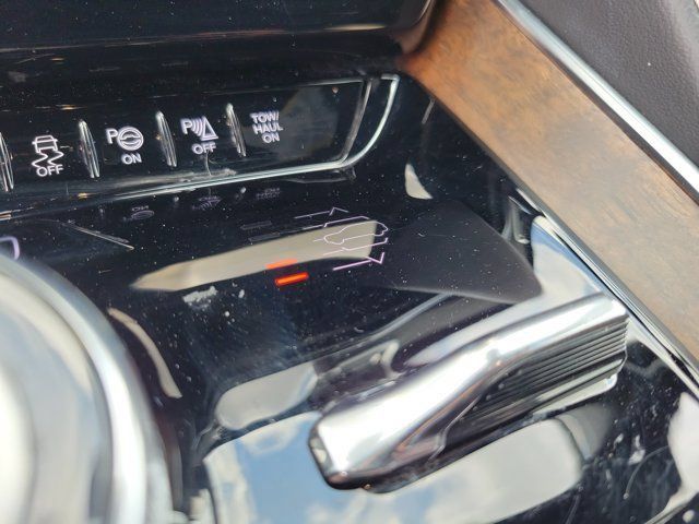 Used 2023 Jeep Grand Wagoneer L Series II AWD/4WD image 26