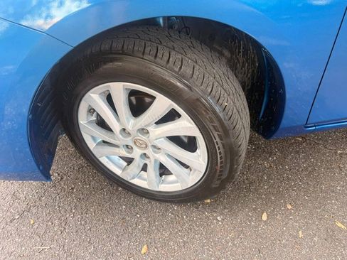 Used 2012 MAZDA MAZDA3 i Touring FWD image 8