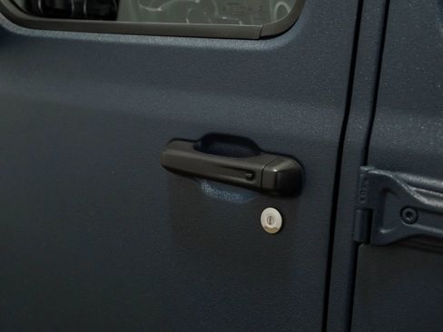 Used 2023 Jeep Wrangler Unlimited Rubicon w/ Safety Group image 32