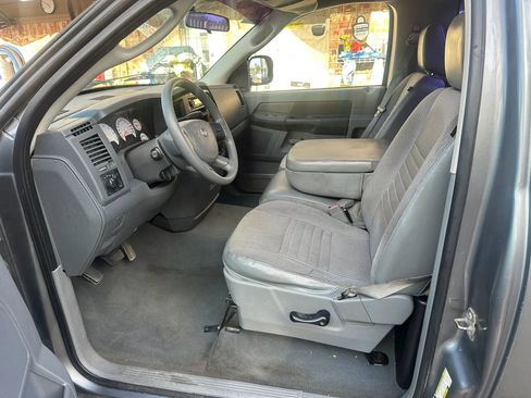 Used 2007 Dodge Ram 1500 Truck ST w/ SXT Group image 13