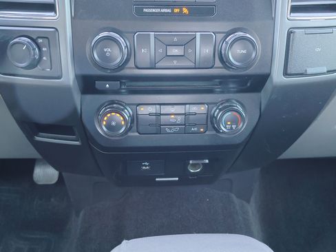 Used 2018 Ford F150 XLT image 31