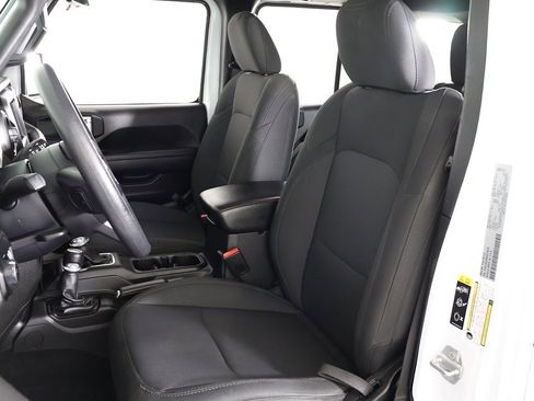 Used 2022 Jeep Wrangler Unlimited Willys image 25
