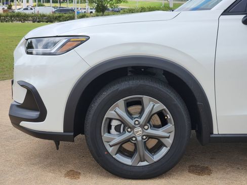 New 2027 Honda HR-V LX image 10