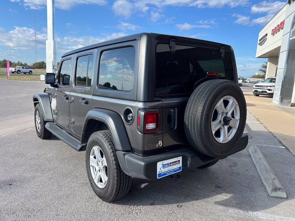 Used 2022 Jeep Wrangler Unlimited Sport AWD/4WD image 3