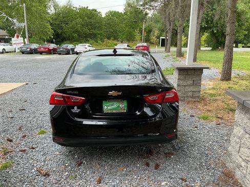 Used 2023 Chevrolet Malibu LT FWD image 4